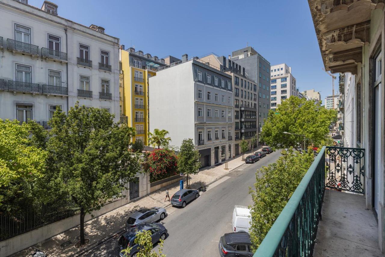 Liberdade Concept 3Bdr Apartment By Lovelystay Lisbon Luaran gambar