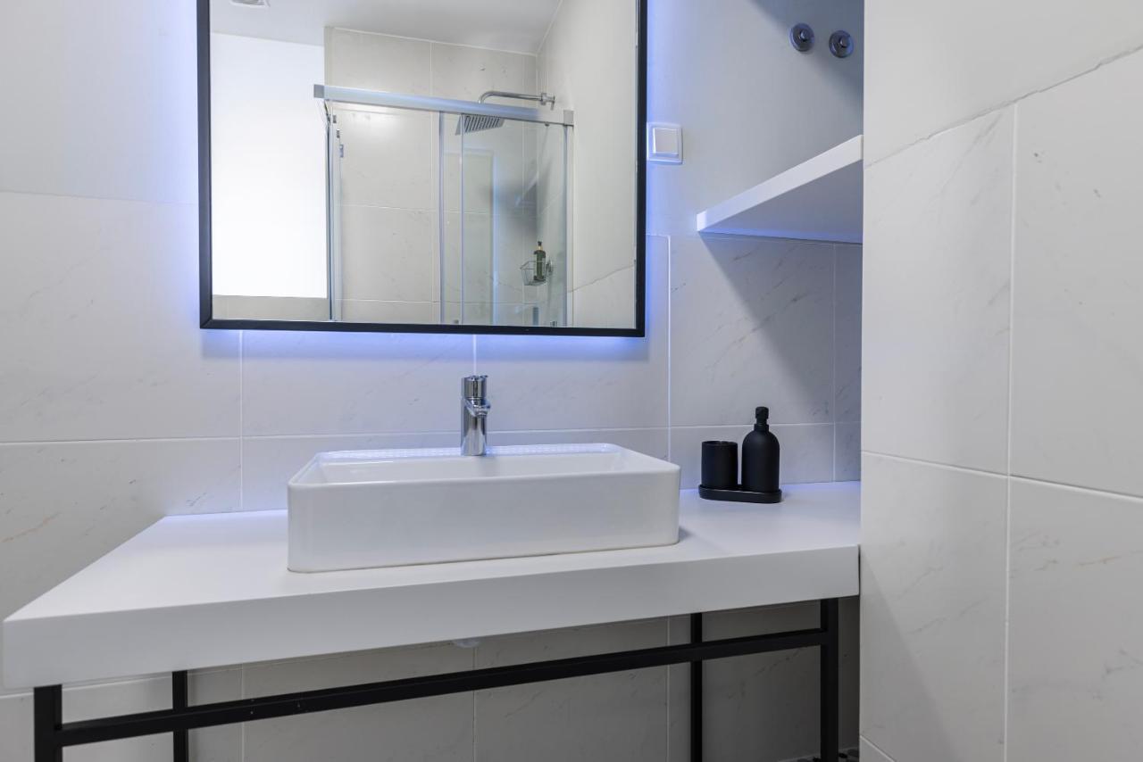 Liberdade Concept 3Bdr Apartment By Lovelystay Lisbon Luaran gambar